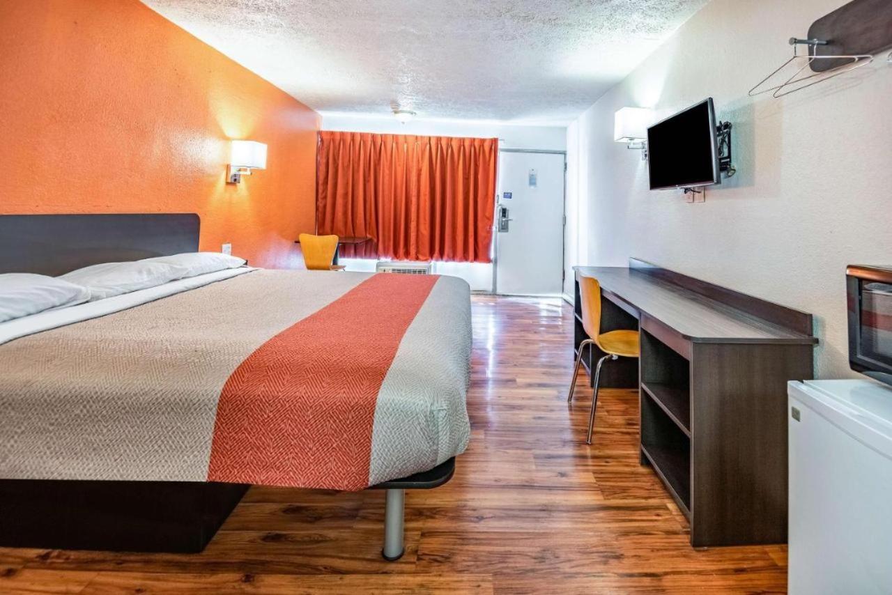 Relax Inn By Oyo Columbus Oh I 70 Εξωτερικό φωτογραφία
